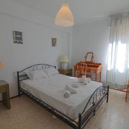 Rentalsevilla Apartamento Luminoso Con 3 Dormitorios Exterior photo