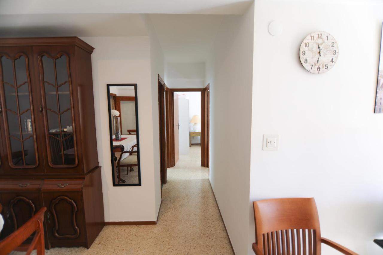 Rentalsevilla Apartamento Luminoso Con 3 Dormitorios Exterior photo